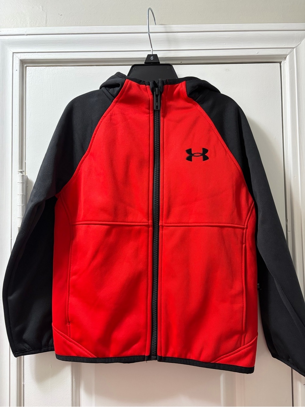 Under Armour Red and Black Kids Fleece Lined Waterproof Hooded Jacket Size 5 NWT